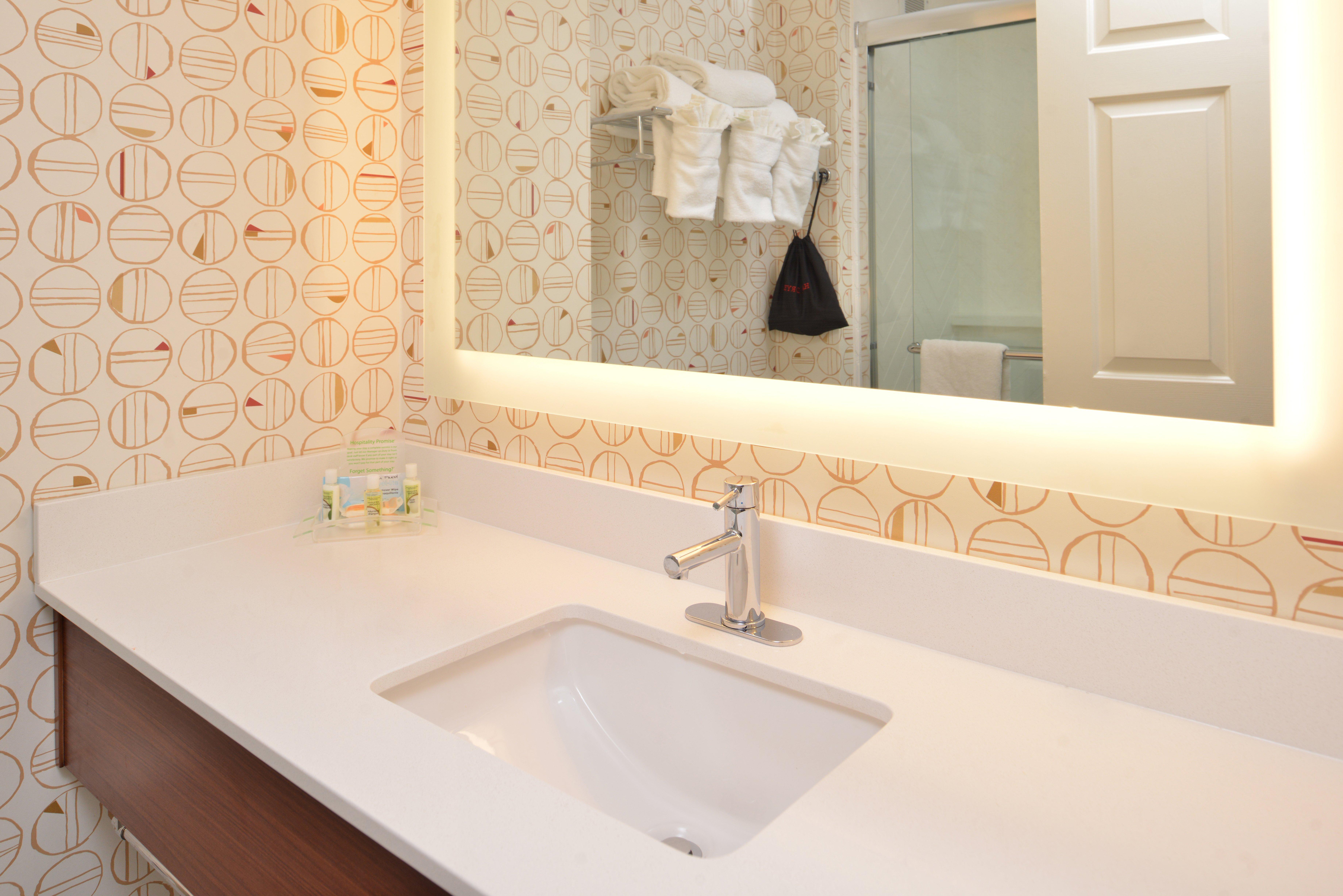 Holiday Inn & Suites Raleigh Cary By Ihg Экстерьер фото