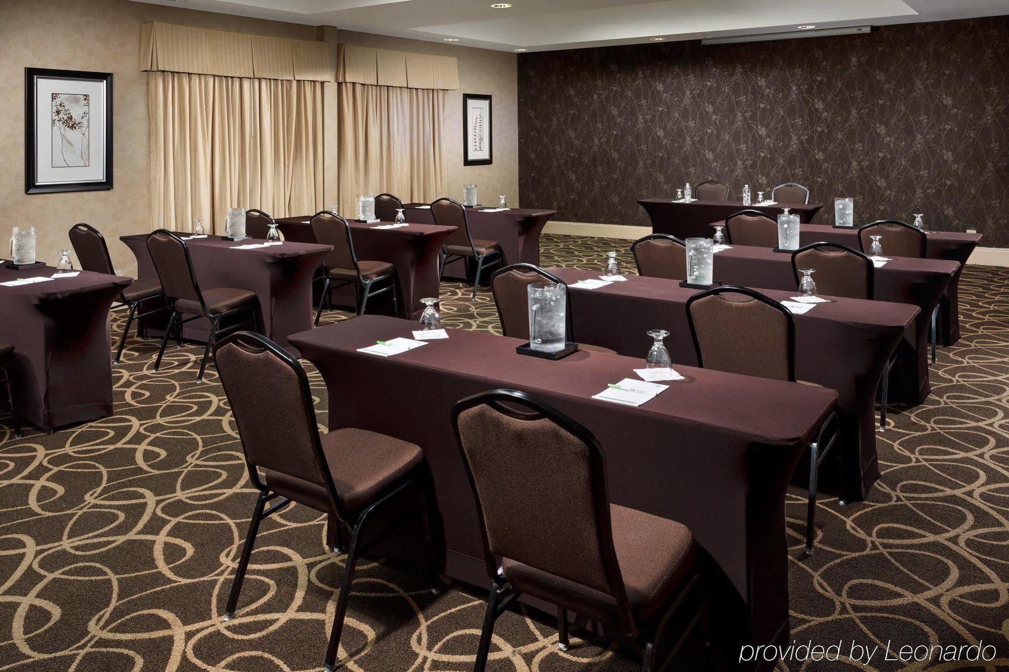 Holiday Inn & Suites Raleigh Cary By Ihg Экстерьер фото